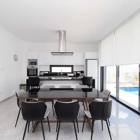 Diamond Villa Protaras