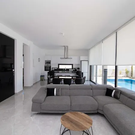 Diamond Villa Protaras