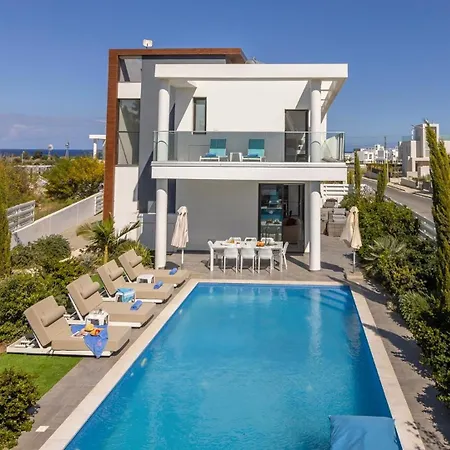 Diamond Villa Protaras