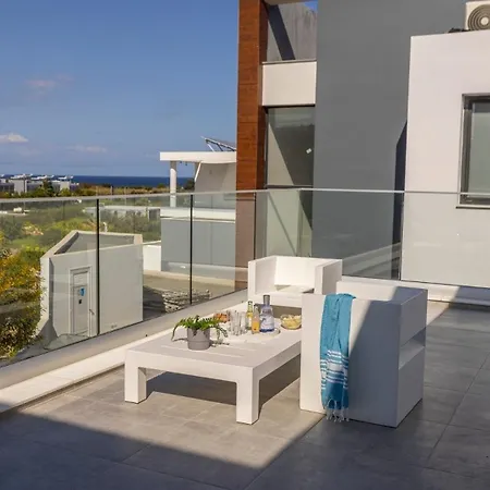 Diamond Villa *