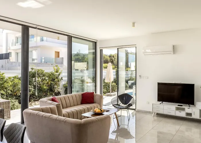 Diamond ヴィラ プロタラス